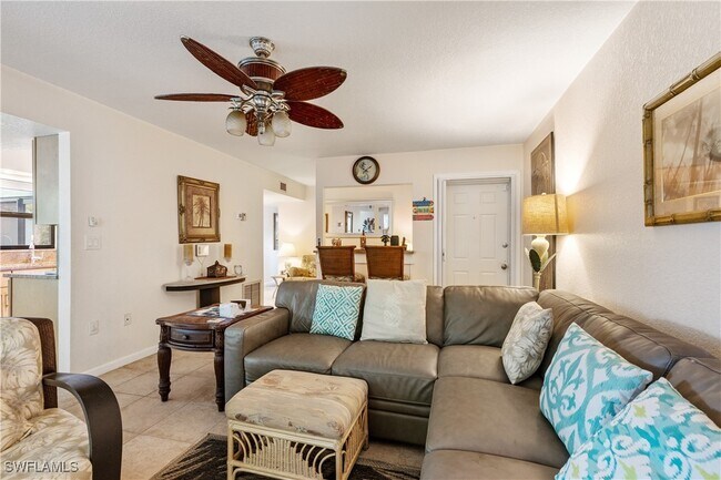 property at 5483 Peppertree Dr