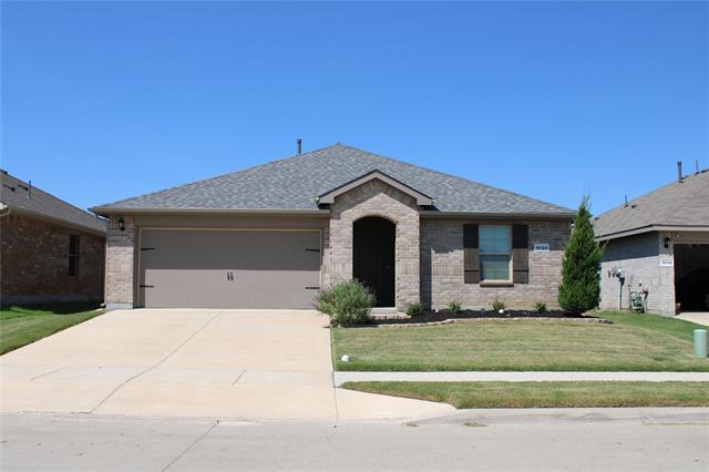 10123 Fort Friffin Trail in Crowley, TX - Building Photo