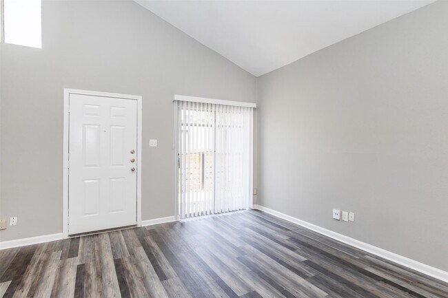 18001 Cypress Trace Rd in Houston, TX - Building Photo - Building Photo