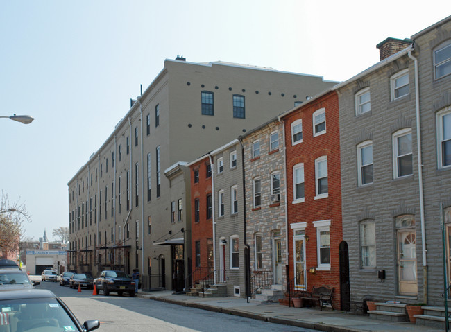 302 S Central Ave in Baltimore, MD - Building Photo - Building Photo