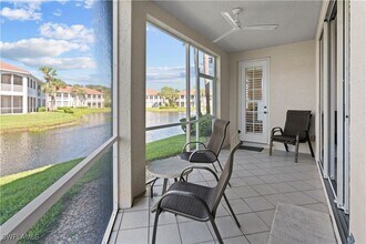 800 L'Ambiance Cir in Naples, FL - Building Photo - Building Photo