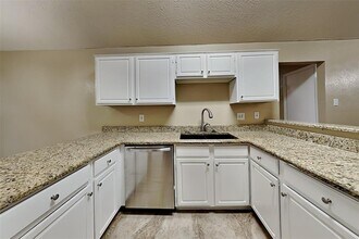 4314 Appalachian Trail in Houston, TX - Building Photo - Building Photo