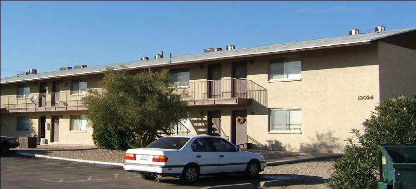 Sugarloaf Apartments in Phoenix, AZ - Building Photo