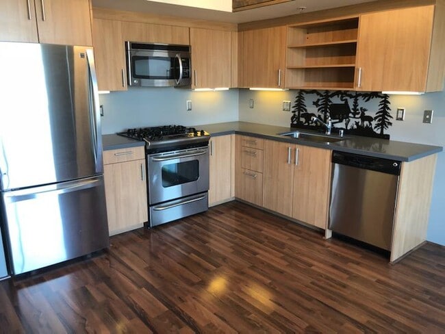 1818 L St, Unit 702 in Sacramento, CA - Building Photo - Building Photo