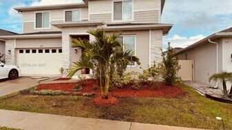 1107 Sugarwood St in Davenport, FL - Building Photo