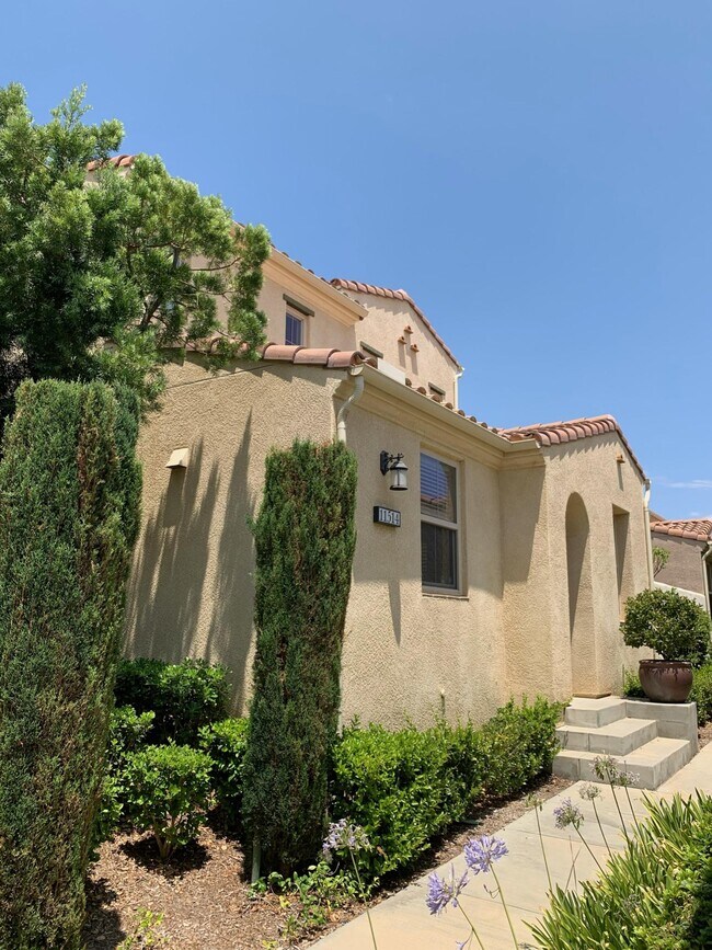 11514 Amalfi Way Rentals in Porter Ranch, CA