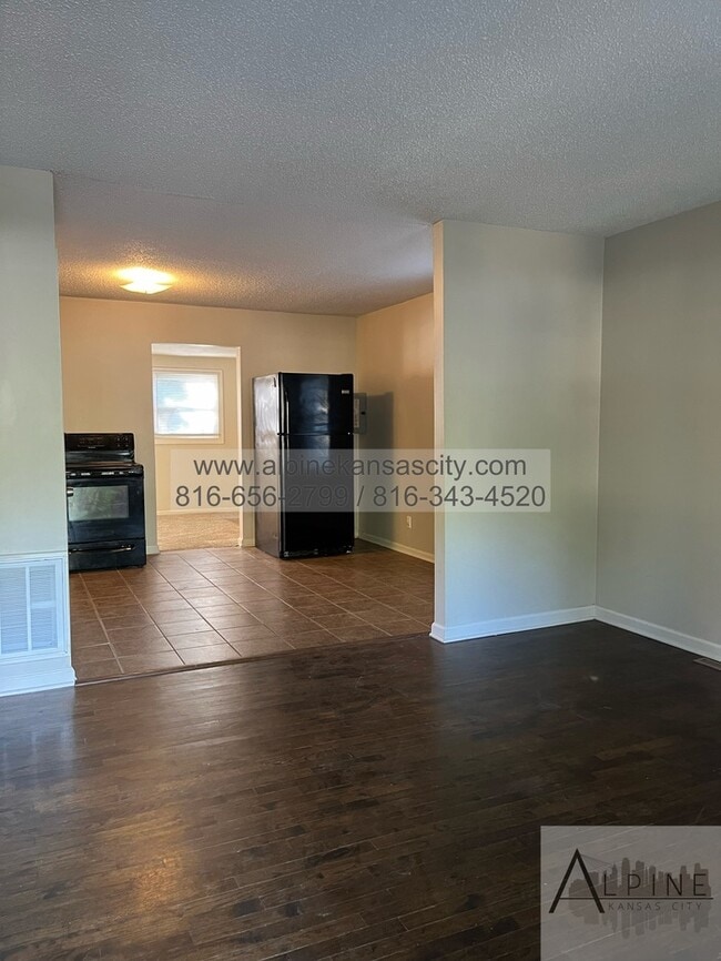 5111 N Bristol Ave in Kansas City, MO - Building Photo - Building Photo