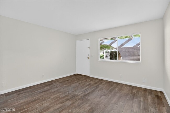 1624 Cordoba Ln in Las Vegas, NV - Building Photo - Building Photo