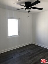 833 E 108th St-Unit -11 in Los Angeles, CA - Building Photo - Building Photo