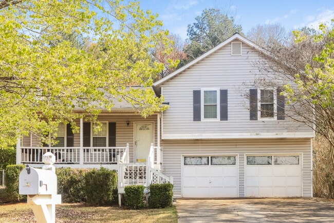 property at 105 Deering Dr