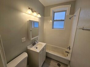 4747 N Monticello Ave in Chicago, IL - Building Photo - Building Photo