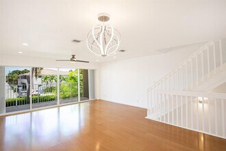 1998 NE 7th St in Deerfield Beach, FL - Building Photo - Building Photo