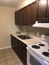 1515 Wilson Ave in Toronto, ON - Building Photo - Building Photo