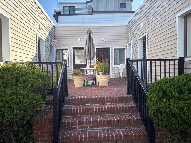 property at 101 S Coolidge Ave