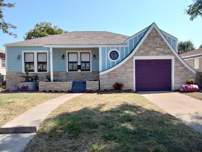 property at 5105 Bernardo De Galvez Ave