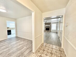 43 W Torch Pine Cir in Spring, TX - Building Photo - Building Photo