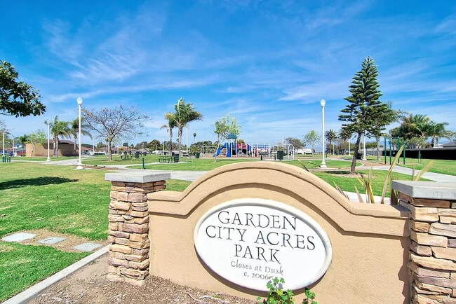 5476 Henry Pl in Oxnard, CA - Building Photo - Building Photo