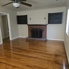 217 El Vista Ave in Modesto, CA - Building Photo - Building Photo