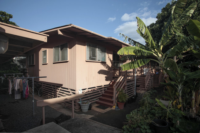 Bldg. F in Honolulu, HI - Foto de edificio - Building Photo