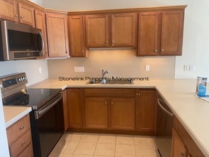 200 Roger Williams Ave in East Providence, RI - Building Photo - Building Photo