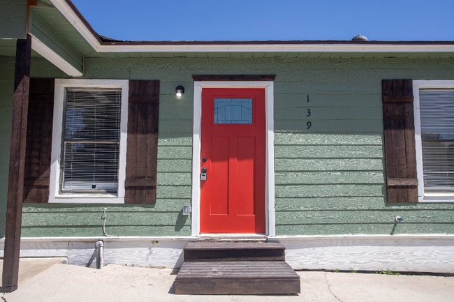 139 Wichita Ct