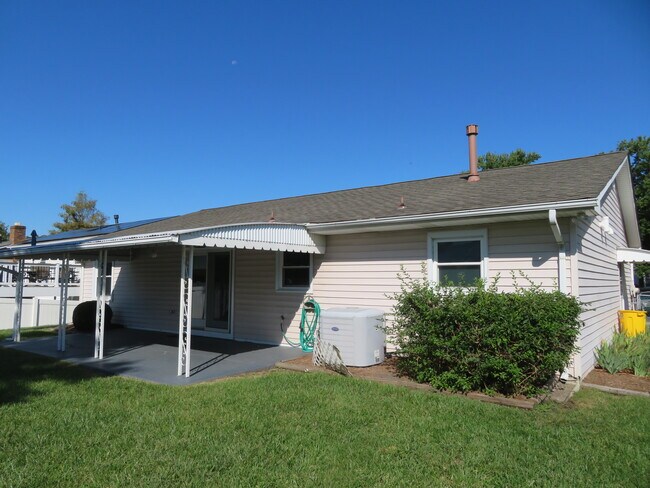 7895 Pavilion Dr in Severn, MD - Building Photo - Building Photo