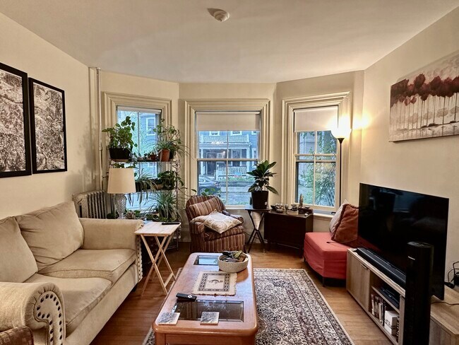 45 Brook St, Unit 1