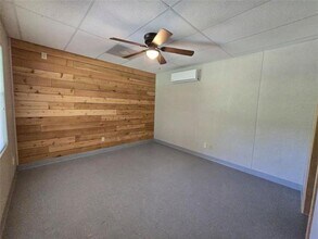 1014 E 3rd St in Weatherford, TX - Building Photo - Building Photo