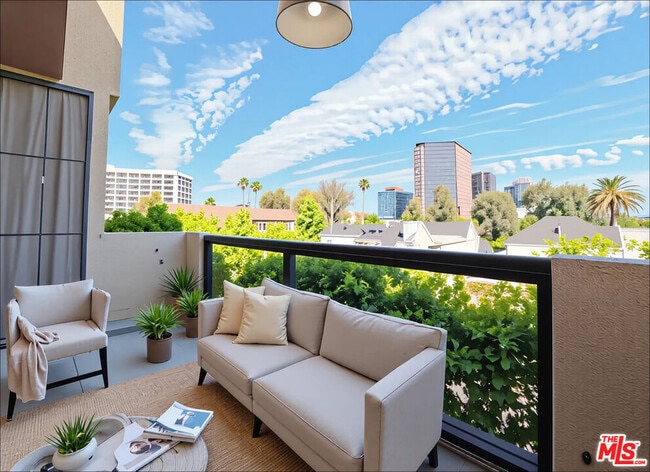 234 S Gale Dr in Beverly Hills, CA - Building Photo - Building Photo