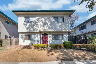 2247 2nd Ave in Sacramento, CA - Building Photo - Primary Photo