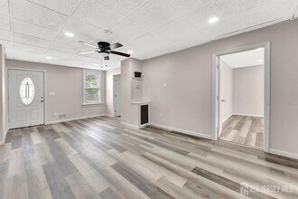 601 Ridgeway Ave in South Amboy, NJ - Building Photo - Building Photo