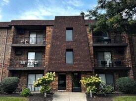 14536 S Muskegon Ave, Unit 14536 in Burnham, IL - Building Photo