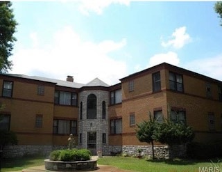 property at 4931 Jamieson Ave