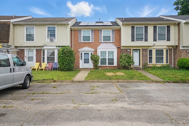 property at 909 Westwind Pl