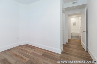 143 E Cottage St in Boston, MA - Building Photo - Building Photo