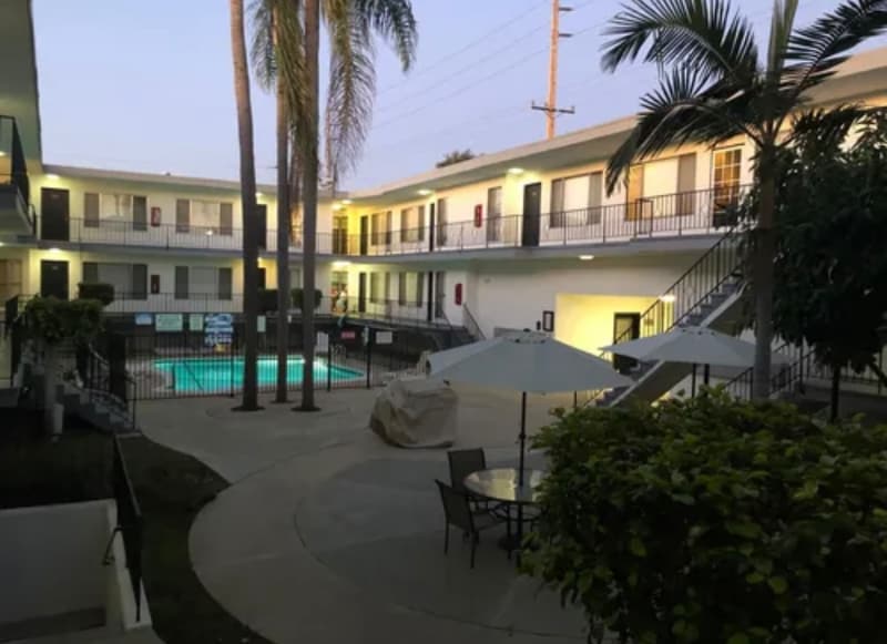 23611 Arlington Ave in Torrance, CA - Building Photo