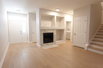 1432 Remington Ln in Round Lake, IL - Foto de edificio - Building Photo