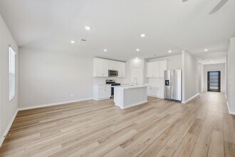 2119 Dunbar Dr in Sherman, TX - Foto de edificio - Building Photo