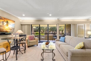 36750 US Hwy 19 N in Palm Harbor, FL - Building Photo