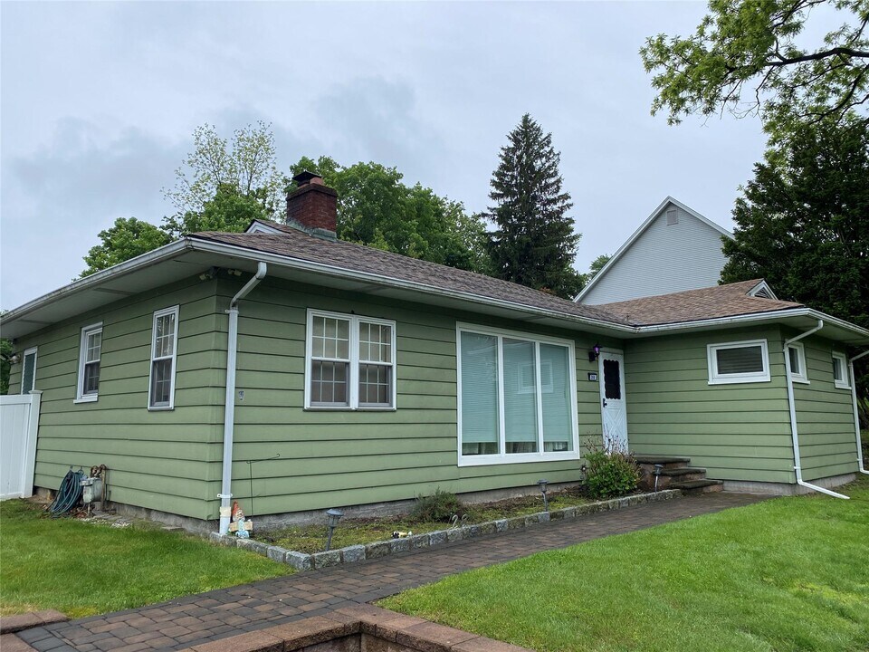288 Willow Grove Rd in Stony Point, NY - Building Photo