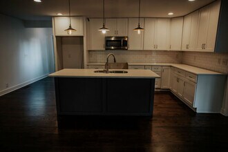1100 Grandview Dr in Nashville, TN - Building Photo - Building Photo