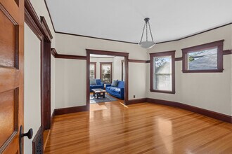 56 Hobson St, Unit 2 in Boston, MA - Building Photo - Building Photo