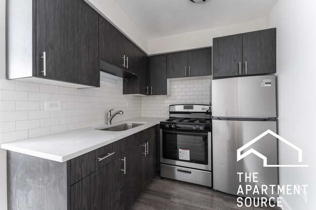 property at 6011 N Winthrop Ave