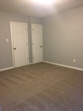 504 Salem Ct in Cary, NC - Building Photo - Building Photo