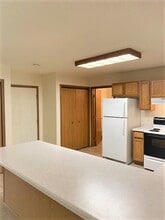 4549 Woodford Ct, Unit 4 in Eau Claire, WI - Building Photo - Building Photo