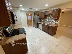 3173 Pellam Blvd in Port Charlotte, FL - Building Photo - Building Photo
