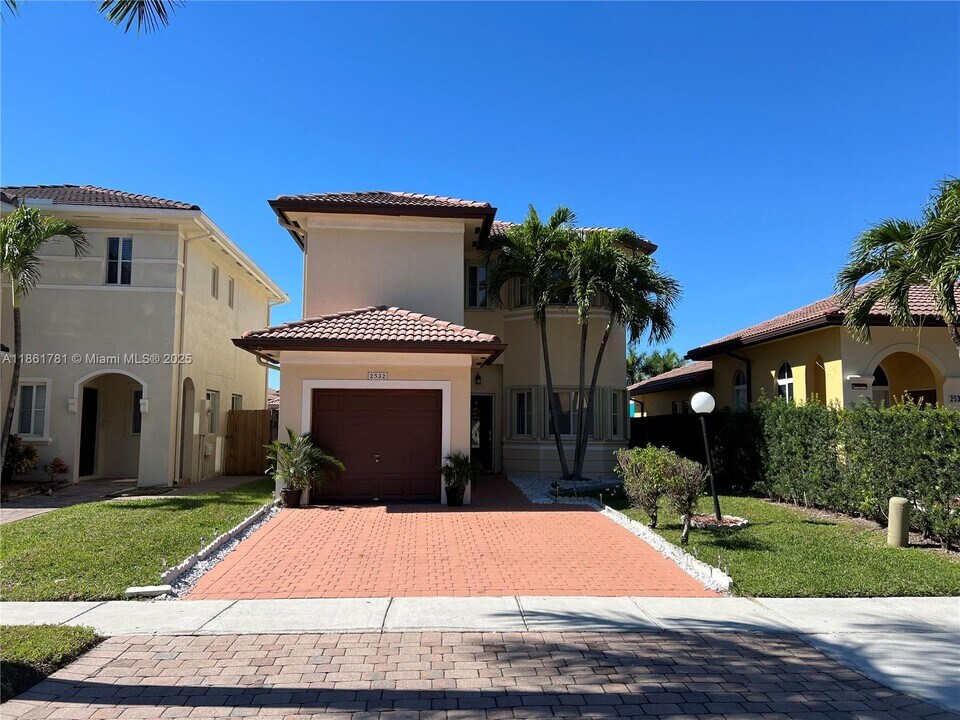 2532 NE 41st Terrace in Homestead, FL - Building Photo