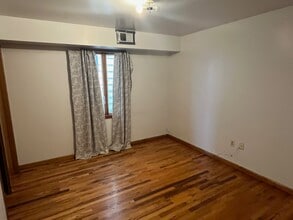 64 Rome St, Unit #1st Floor in Newark, NJ - Foto de edificio - Building Photo