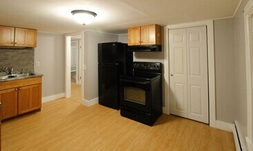 125 Bow St in Manchester, NH - Foto de edificio - Building Photo