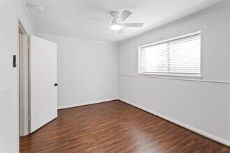 4414 Belle Glade Dr in Houston, TX - Building Photo - Building Photo